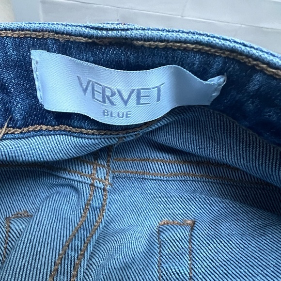 Vervet Distressed High Waist Jeans - Picture 4 of 7